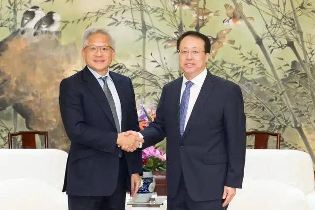 武夷新区绕城高速西岸互通A、C匝道通车